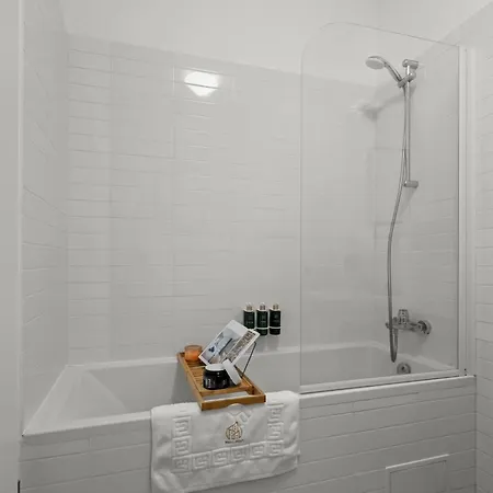 Mido Duo In New Building With Parking, Self Check-in And Security Apartment *